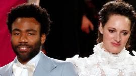 Donald Glover y Phoebe Waller-Bridge