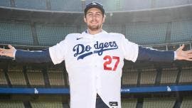 Dodgers presenta al lanzador estelar Trevor Bauer