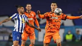 Juventus y Porto chocan por su pase a cuartos de la Champions