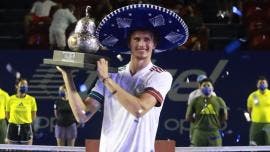 Zverev derrota a Tsitsipas y conquista el Abierto de Acapulco