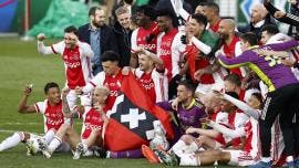 Edson Álvarez y Ajax se imponen a Vittesse y son campeones de copa