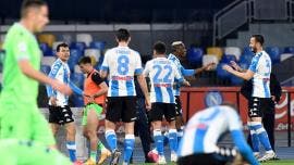 ‘Chucky’ llega a 150 partidos en Europa en goleada de Napoli a Lazio