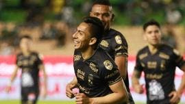 El campeón León se mete en la pelea con victoria sobre Toluca