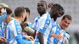 Napoli vence a Torino y asalta la zona de Champions League