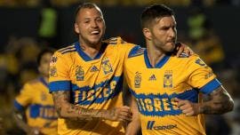 Tigres doblega a Rayados con goles de Carlos González y Gignac