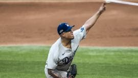 Dodgers barre a Giants en el séptimo triunfo de Julio Urías