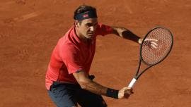 Federer gana en regreso a Roland Garros y dice estará listo hasta Wimbledon