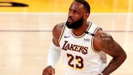 Lakers anuncian baja de LeBron James para el partido ante Nuggets