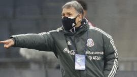 Martino evade tema del ‘Chicharito’, pero no le cierra la puerta del Tri