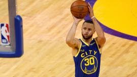 Stephen Curry es el máximo anotador de la temporada en la NBA