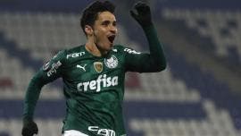 Palmeiras gana a la U. Católica con un penal sancionado por el VAR