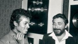 Michael Jackson con Walter Yetnikoff.