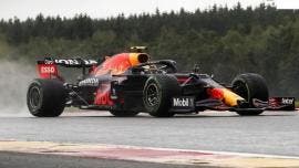 Checo Pérez acepta error al perder el control del coche en el GP de Bélgica