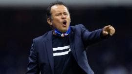Juan Reynoso ve a Cruz Azul ilusionado con pelear dos torneos