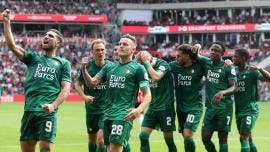 Feyenoord humilla al PSV a domicilio; ‘Guti’ se queda en la banca