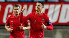 Portugal se encamina al Mundial con triplete de Cristiano Ronaldo
