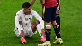 Lesión de Varane en la Nations League deja a Manchester United sin centrales