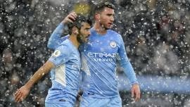 Manchester City sobrevive en la nieve y le pega al West Ham