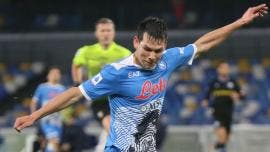 ‘Chucky’ y Mertens lucen en goleada de Napoli a Lazio dedicada a Maradona