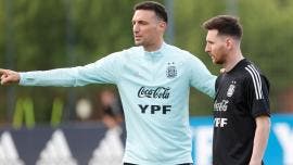 Scaloni confirma titularidad de Messi con Argentina para enfrentar a Brasil