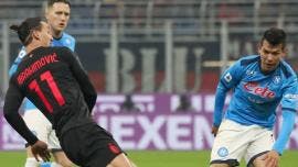 Napoli desplaza a Milan del subliderato en buen partido del ‘Chucky’ Lozano