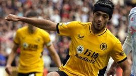 Raúl Jiménez llega a 100 partidos con Wolves en la Premier League