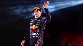 Sancionan a Max Verstappen con 10 segundos por incidente con Lewis Hamilton