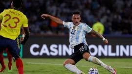 Argentina hunde a Colombia y mantiene racha de 29 partidos sin derrota