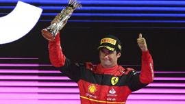 Carlos Sainz acepta ‘mala suerte’ de Checo para quitarle un lugar en el podio
