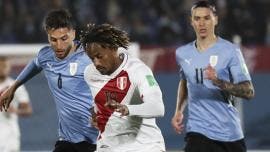 Federación Peruana denuncia ante FIFA al árbitro que negó gol contra Uruguay