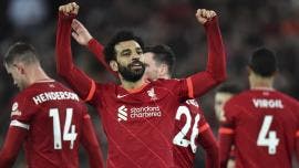 Liverpool humilla al Manchester United y es líder de la Premier League