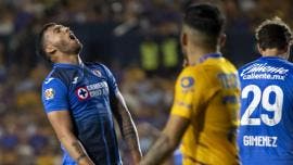 Cruz Azul no puede remontar a Tigres y se despide del Clausura 2022
