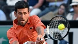 Djokovic despierta del sueño a Wawrinka y avanza a cuartos en Masters de Roma