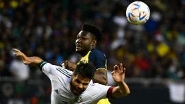 México empata con Ecuador y extiende su sequía de goles.