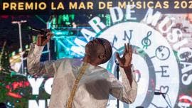 Youssou N’Dour gana premio de festival y triunfa por séptima vez en Cartagena.