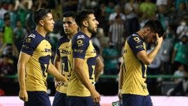 Pumas pierde ventaja de tres goles y empata en León en el estreno de su tridente