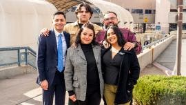 Madres mexicana vuelve a ver a sus hijos en EU 14 años después