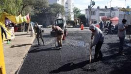 El gobierno izcallense continúa con el bacheo y las repavimentaciones