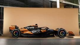 Nuevo monoplaza MCL38 en Silverstone