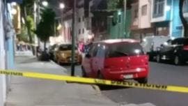 Calle Cajeme acordonada en la colonia A. Obregón