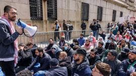 Detienen a manifestantes propalestinos en la Universidad Northeastern de Boston