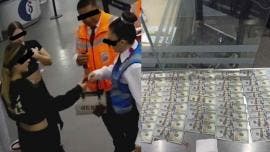  Personal del AICM devuelve bolsa con 134 mil pesos a su propietaria