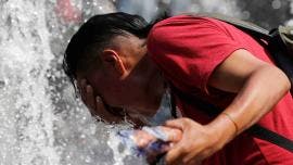 Ola de calor eleva el termómetro a más de 40 grados en 17 estados del país 