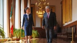 AMLO Sheinbaum emotivo interesante