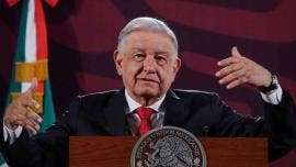 Celebra AMLO nueva medida de Biden para mantener unidas a las familias en EU