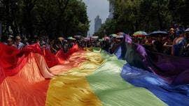 IMSS pruebas VIH Hepatitis C marcha orgullo LGBTIQ