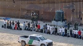 migrantes regularizacion EU Biden SRE