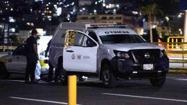 Dejan 3 cuerpos desmembrados frente a un supermercado en Acapulco