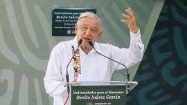 ‘Nos quedamos cortos en becas para educación básica’ AMLO