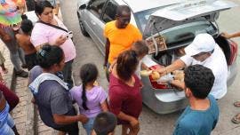 Organizaciones llevan alimentos a caravana migrante en Chiapas